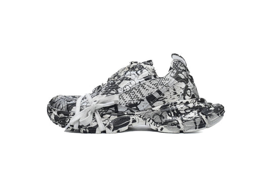 Balenciaga  men's shoes Track 3XL Sneaker ¨C Low-Top Chunky Sole runners Black and White