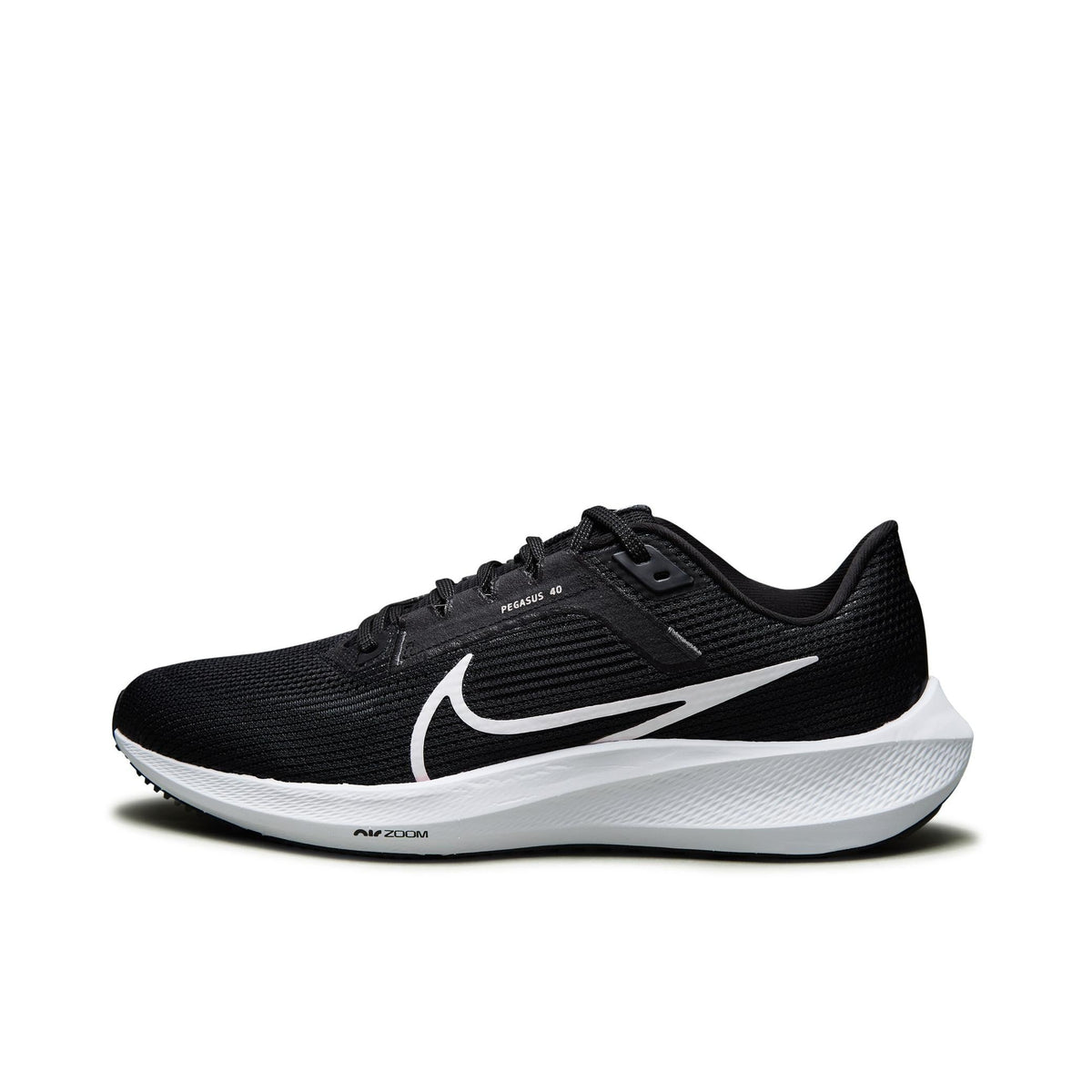 Nike Air Zoom Pegasus 40 ¨C Black / White Mesh Running Sneakers