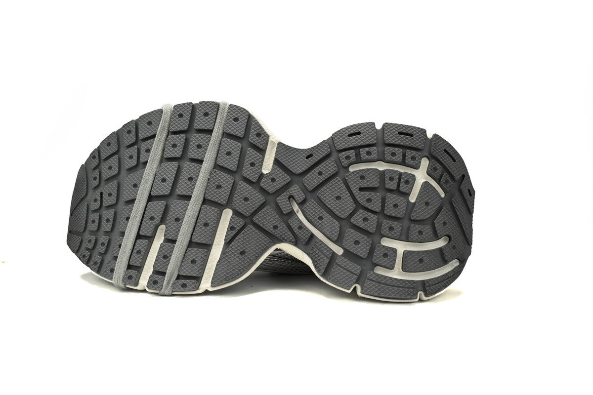 Balenciaga 3XL  men's shoes Track Sneaker ¨C Low-Top Chunky Sole balenciaga runners  White lime