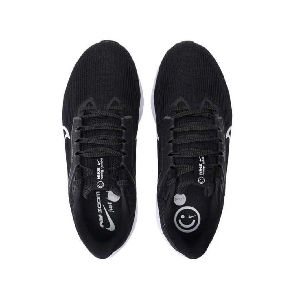 Nike Air Zoom Pegasus 40 ¨C Black / White Mesh Running Sneakers